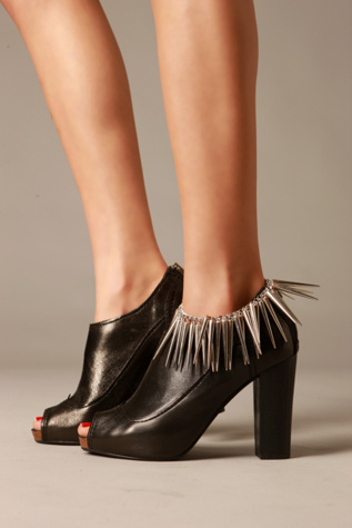 Spike Ankle Bracelet from freepeople.com