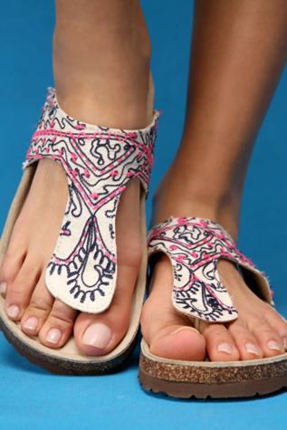 Blue Embroidered Footbed
