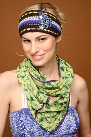 Medallion Mobius Scarf