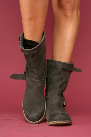 Dakota Suede Boot