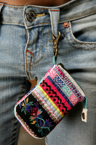 Peaceful Ipod Holder