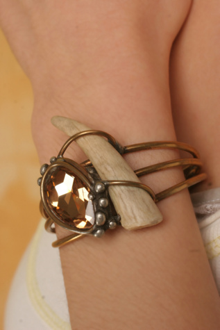 Horn and Crystal Cuff :  bracelet cuff