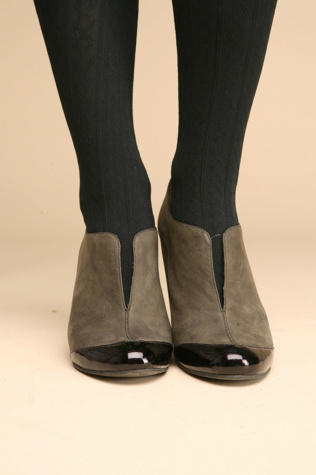 Slit Front Wedge