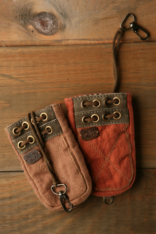 We The Free Treasure Hunt Eyelet Ipod Holder