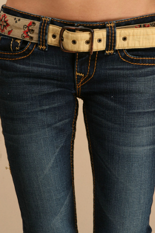 Chevron Eyelet Belt