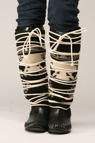 Lace Up Sweater Moccasin
