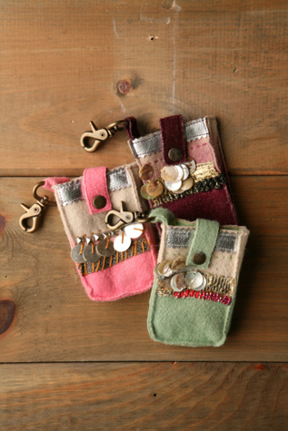 Boiled Wool Neon Ipod Holder
