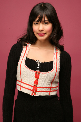 Criss Cross Lambswool Vest