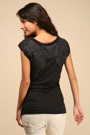 Metal Wing Tee