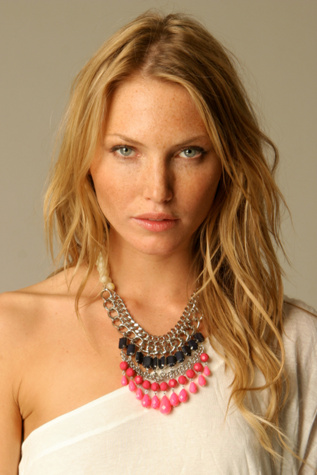 Pearl Crown Necklace