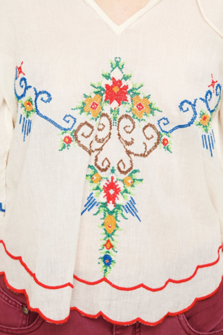 Crewelwork Hooded Top