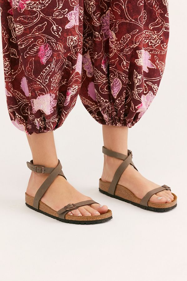 sneakers without backs