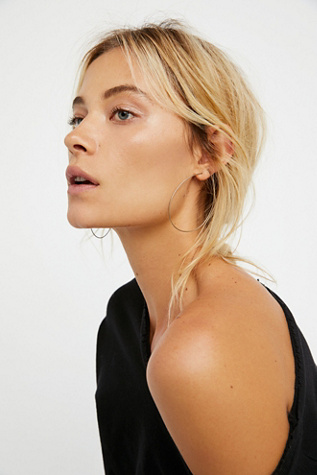 Free People - Essential Hoop Earring