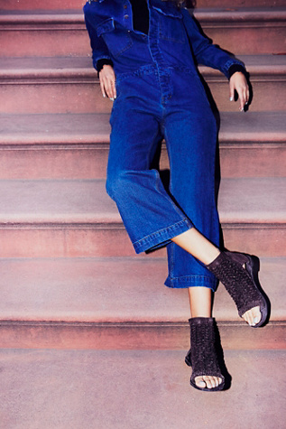 FP Collection - Island Cruiser Sandal