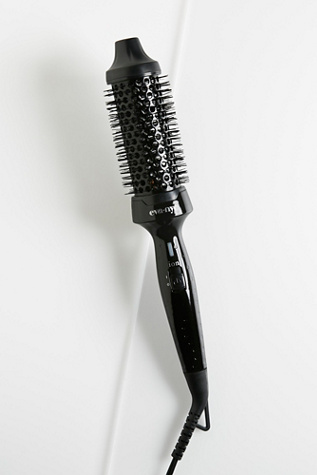 Healthy Heat Blowout Brush by eva nyc