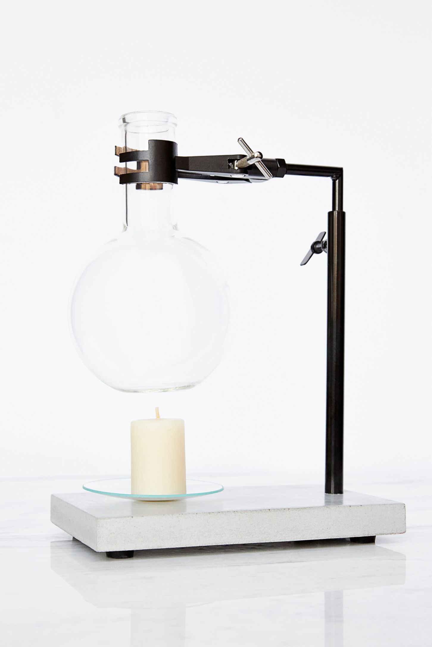 Slide View 2: Page Thirty Three Concrete Essential Oil Burner