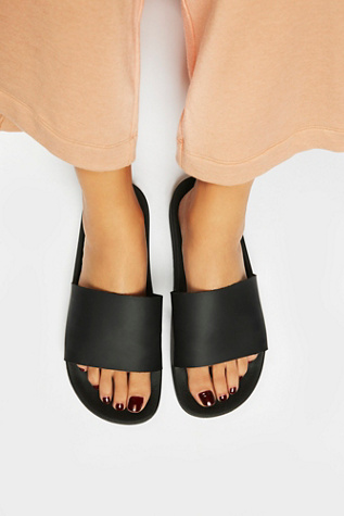 Brandblack - Dive In Slide Sandal