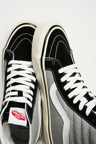 Vans - Ua Sk8-Hi 38 Dx Sneaker