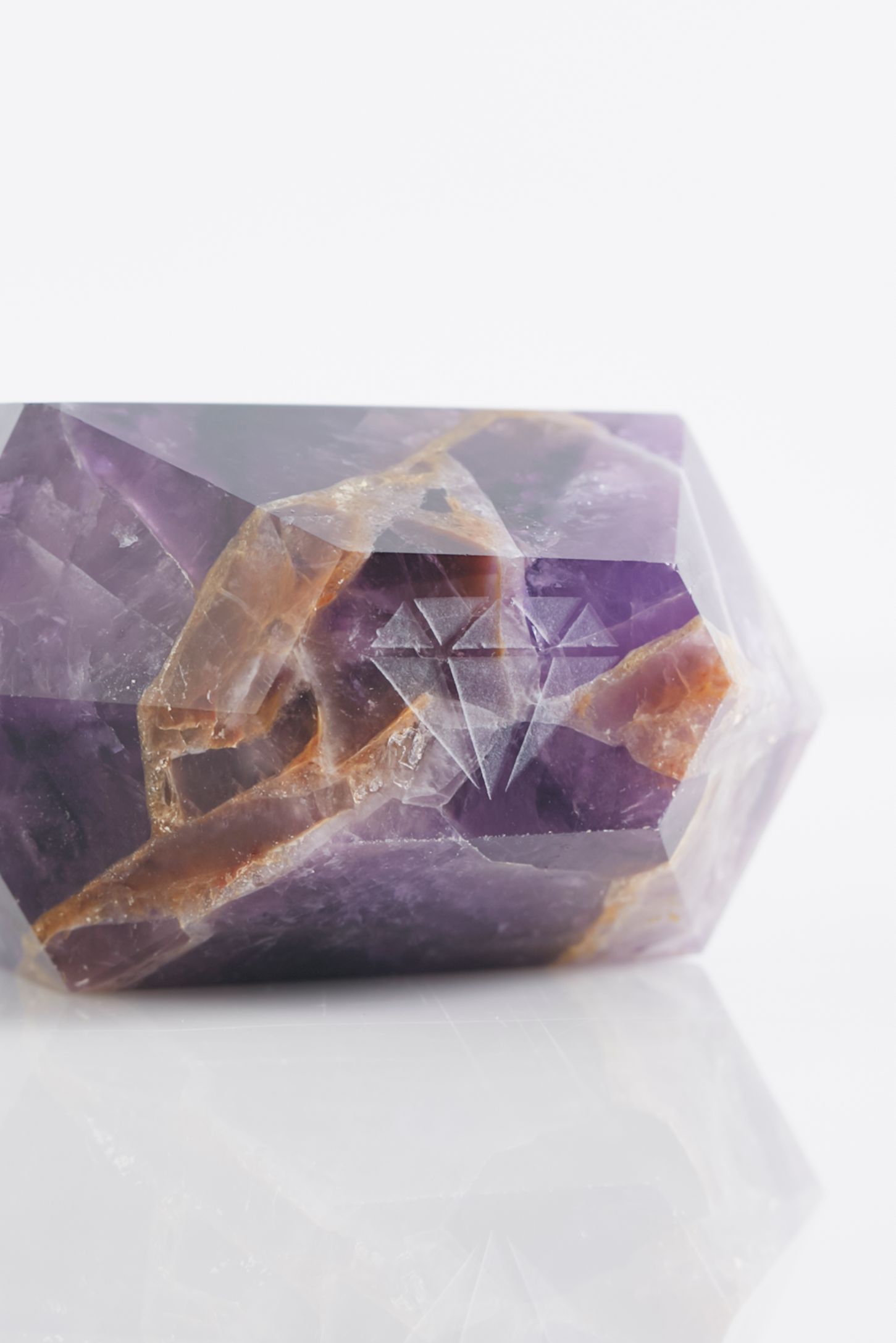 Slide View 4: Stoned Crystals Chevronica