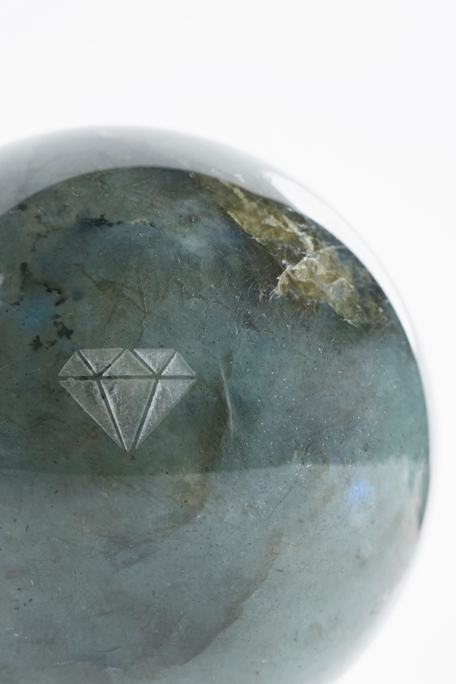 Slide View 3: Stoned Crystals Borealis