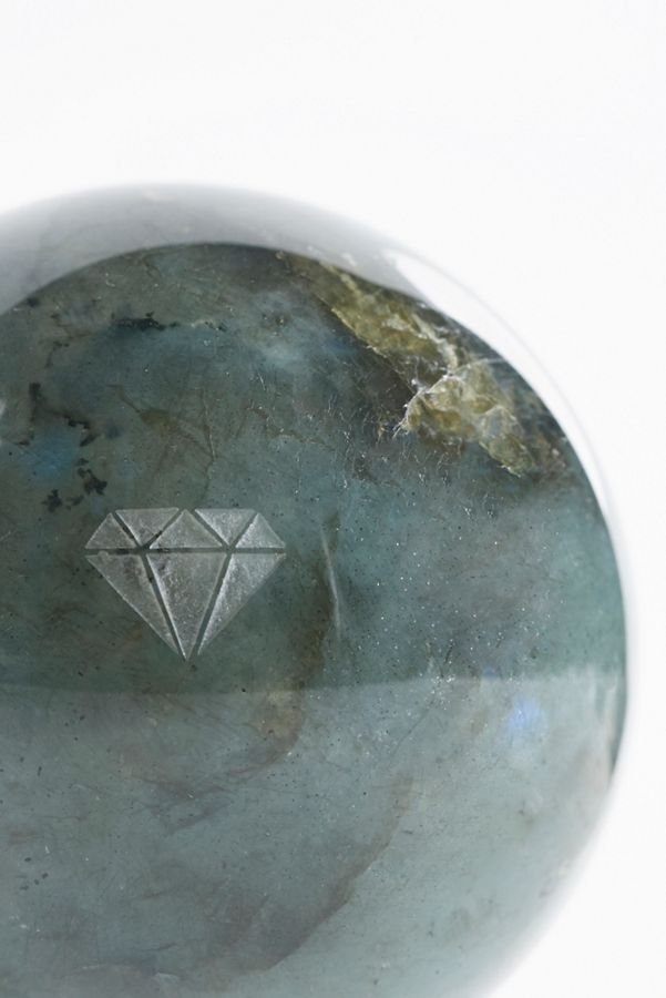 Slide View 3: Stoned Crystals Borealis