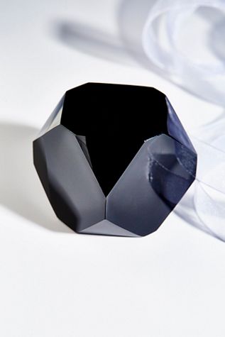 Stoned Crystals Black Hex