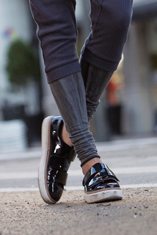 Caravan Sneaker by Silent D