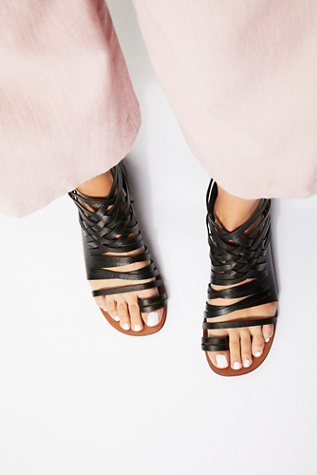 Mie Sandal by Silent D