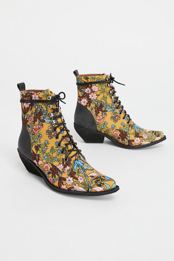 grove lace up western boot