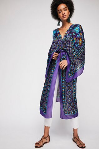 Magic Dance Border Print Kimono