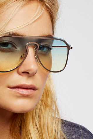 Free People - Shields Up Sunnies