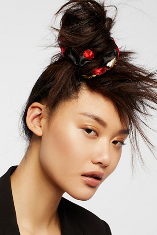 Free People - Embroidered Scrunchie