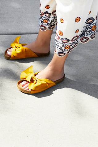 Jeffrey Campbell - Do The Twist Sandal