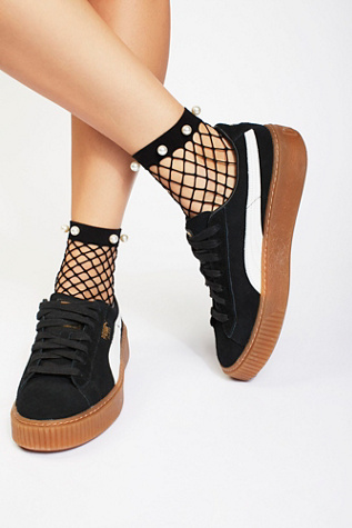 Free People - Pearl Fishnet Anklet