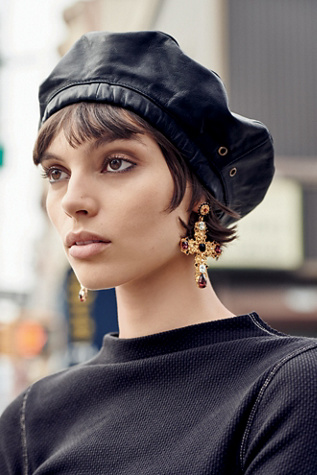 Cross My Heart Earrings by Zhuu