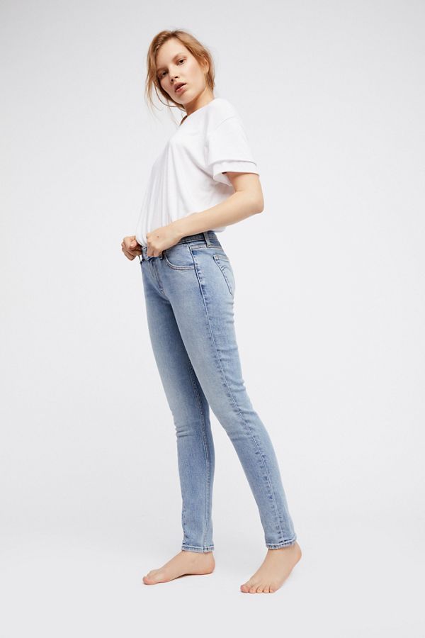 levi's 711 skinny jeans white