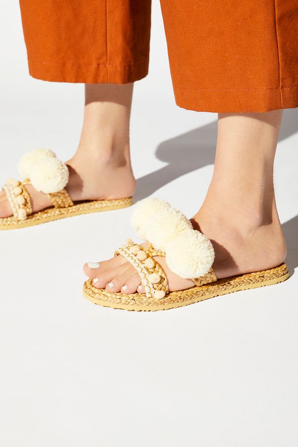 Cute Woven Pom Pom Sandals 