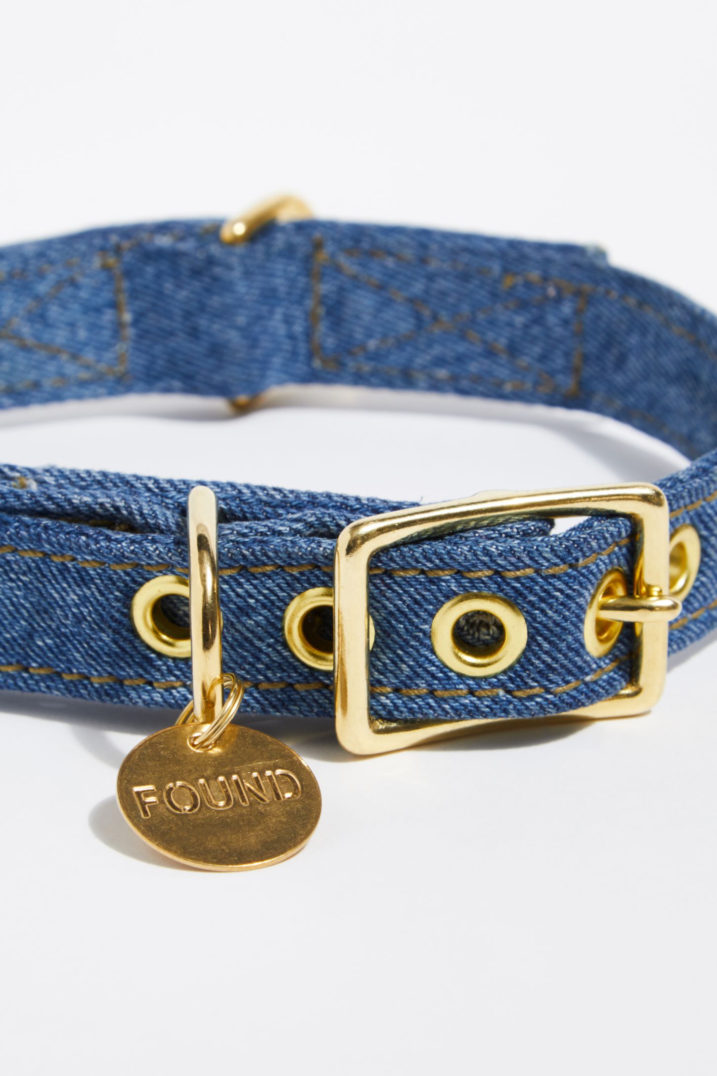 Slide View 2: Happy Camper Collar