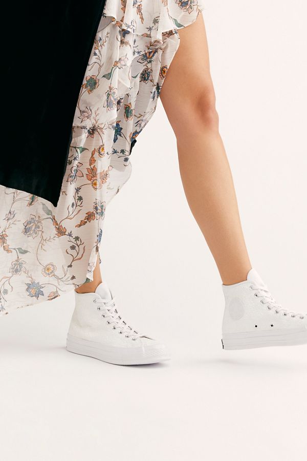 Slide View 1: Glitter Hi Top Chuck