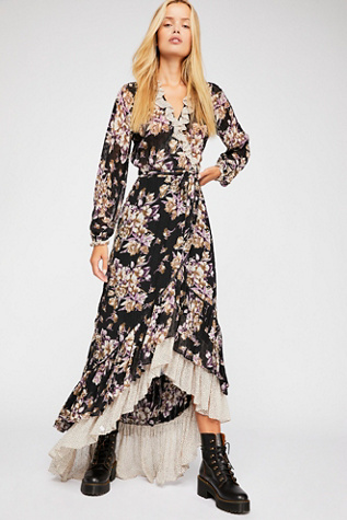 Delicate Semi Couture 
