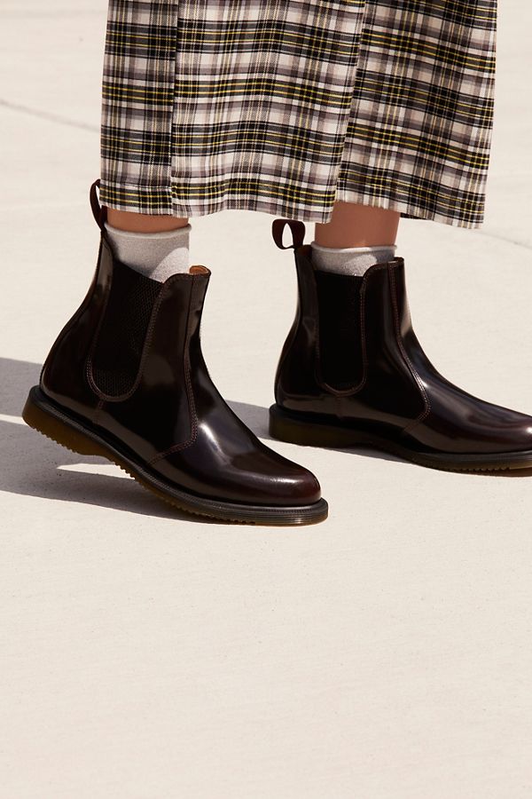 dr martens vegan flora chelsea boots