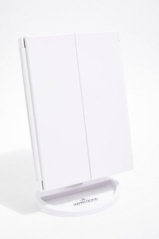 Touchscreen Trifold Mirror