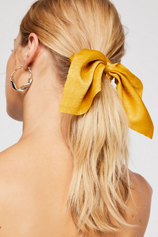 Solid Milano Scrunchie