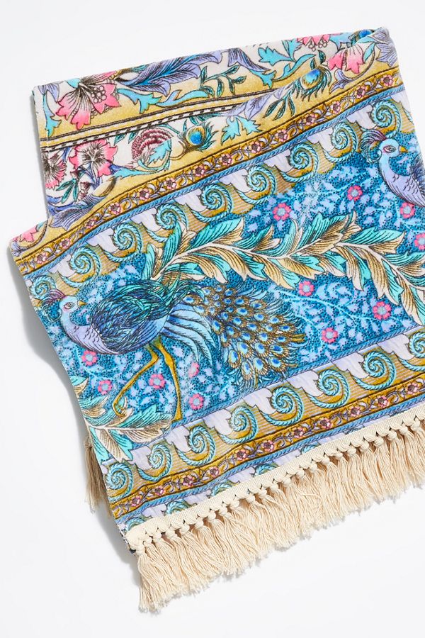 Slide View 2: Oasis Towel