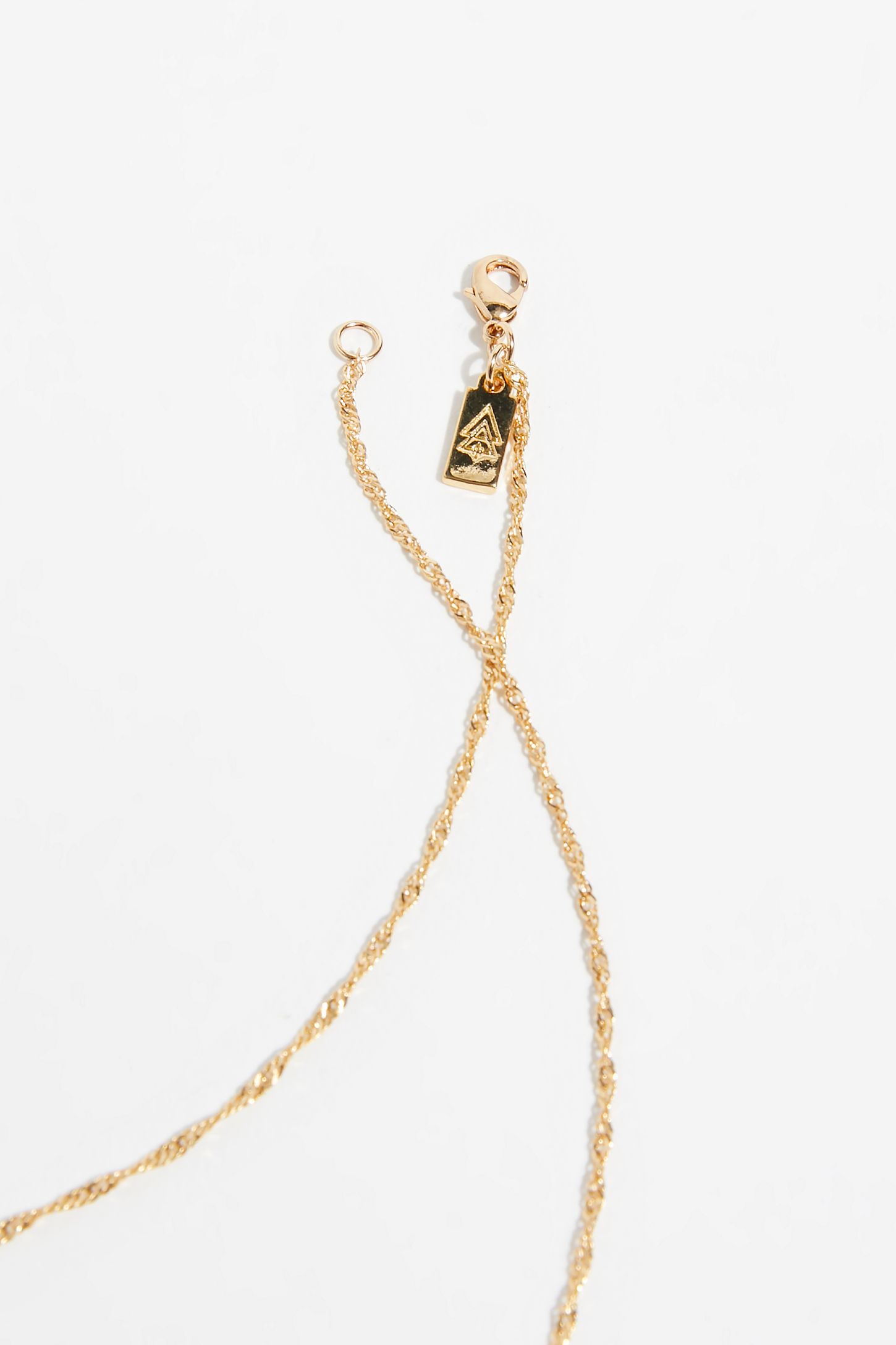 Slide View 3: Ascending Medallion Necklace