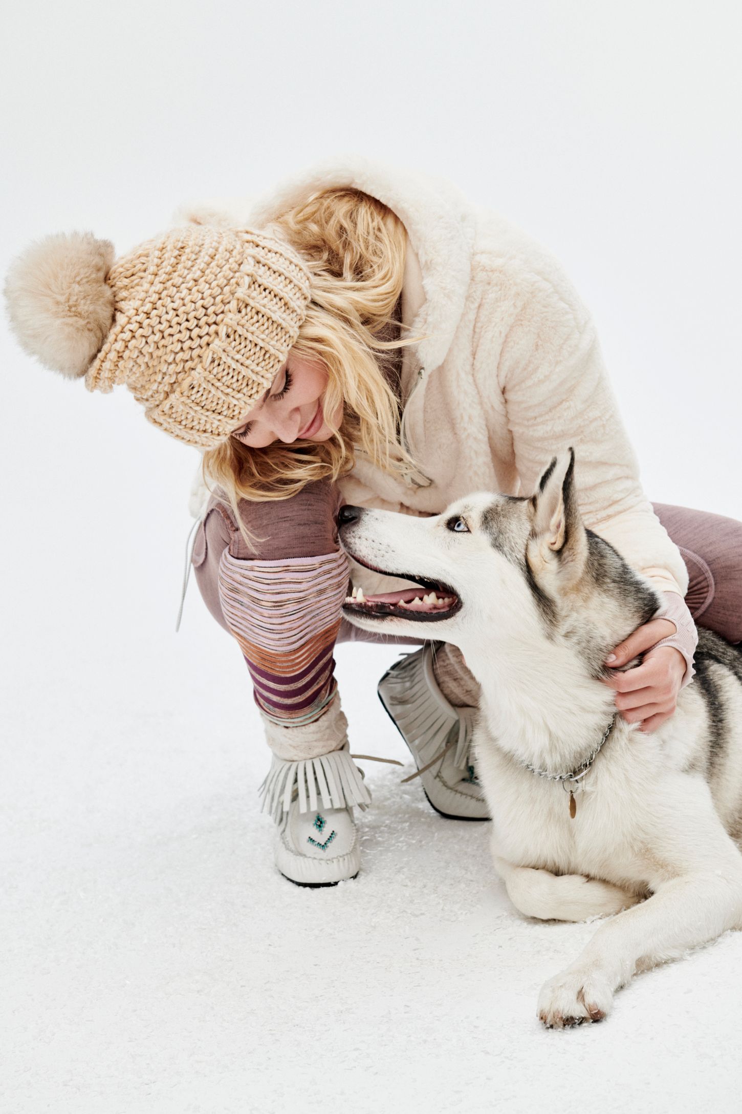 Slide View 1: Skyline Pom Beanie