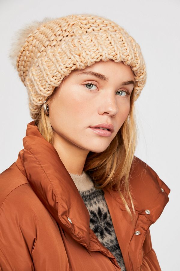 Slide View 3: Skyline Pom Beanie