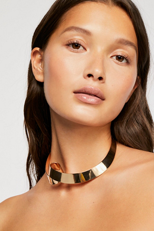 Chokers + Collar Necklaces | Gold, Beaded, Pendant + More | Free People