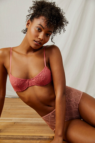 Only Hearts Stretch Lace Underwire Bra In Guava