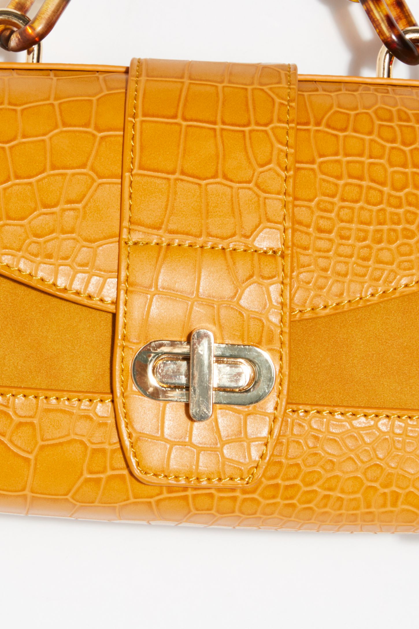 Slide View 3: Lisha Top Handle Clutch
